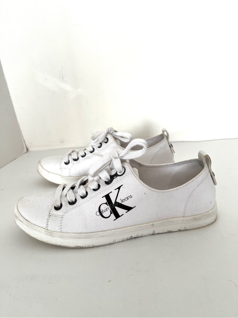Calvin Klein Woman’s Size 8 / 38 Denim Shoes
